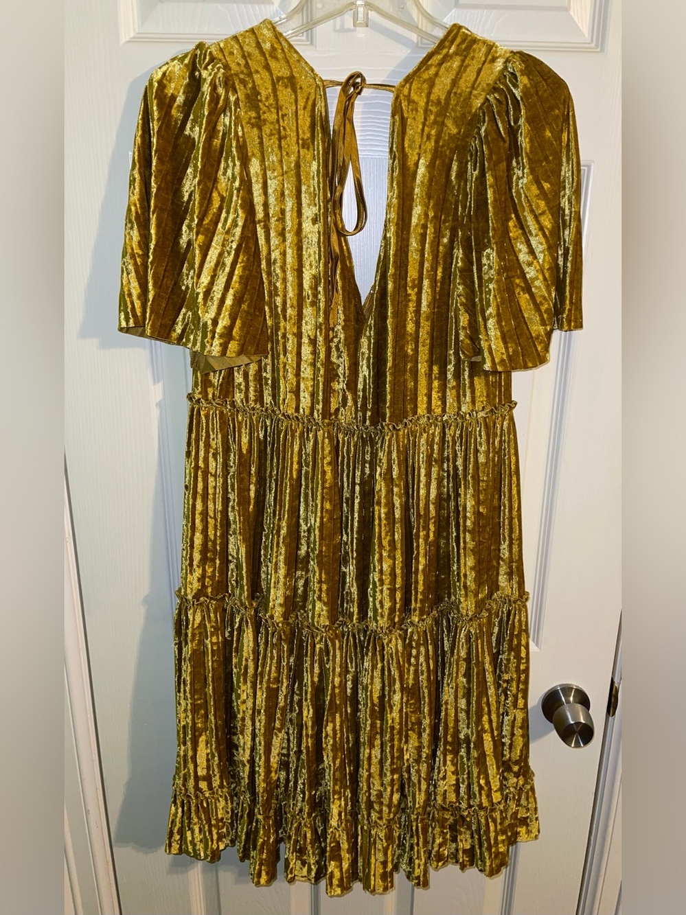 Gold Velvet Tiered Midi Dress - Large
